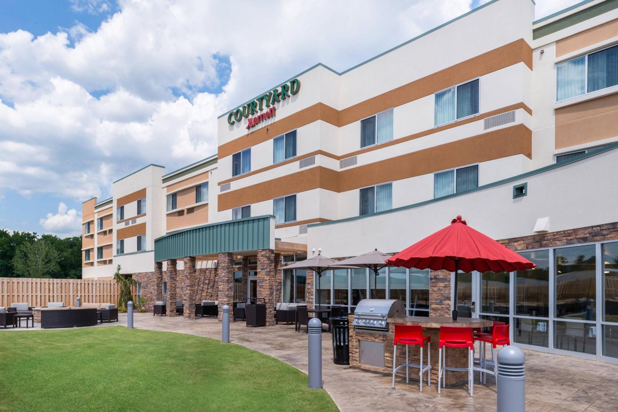 Courtyard By Marriott Elmira Horseheads Hotell Exteriör bild