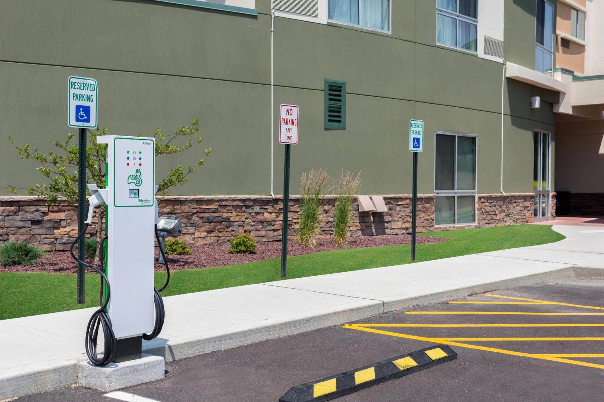 Courtyard By Marriott Elmira Horseheads Hotell Exteriör bild
