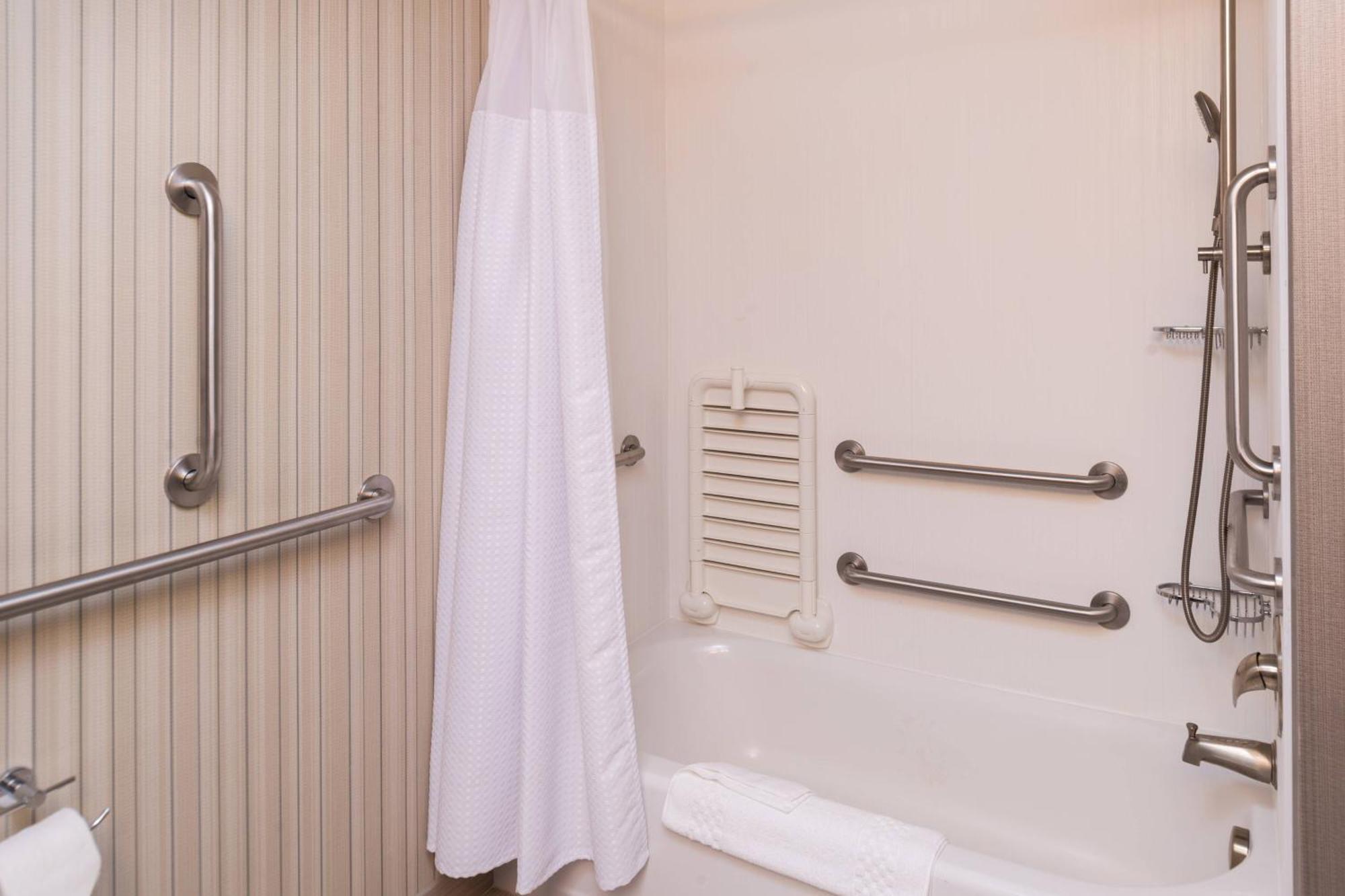 Courtyard By Marriott Elmira Horseheads Hotell Exteriör bild